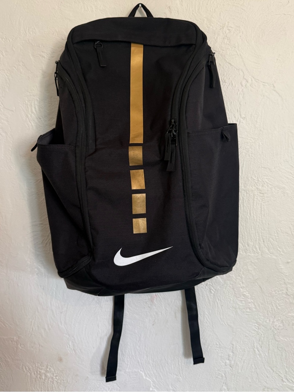 Nike Hoops Elite Pro Basketball Backpack Black Gold Large Sports Bag